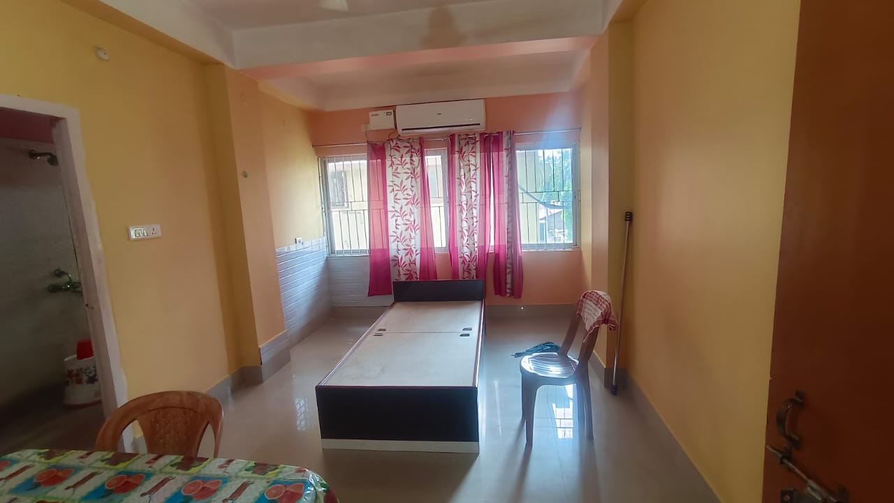 Semi Furnished 3bhk in Kahilipara, Guwahati, Assam, India for Rent